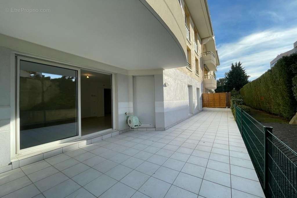 Appartement à FREJUS