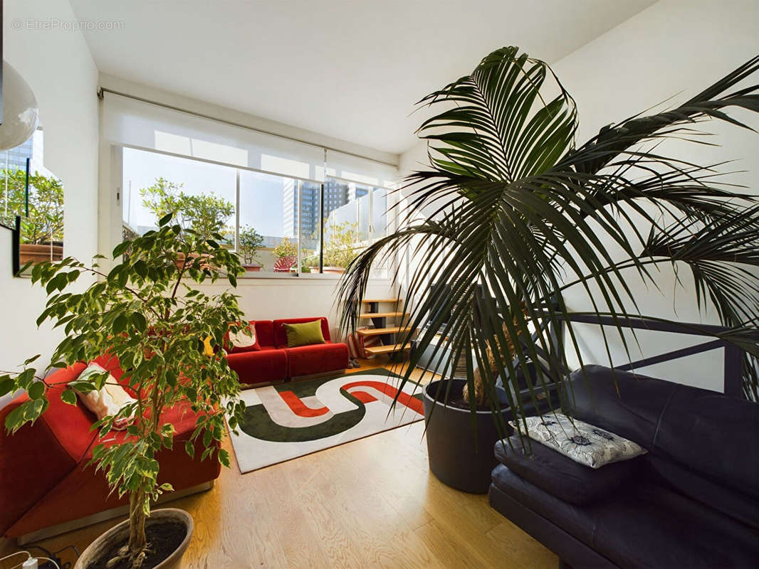 Appartement à COURBEVOIE