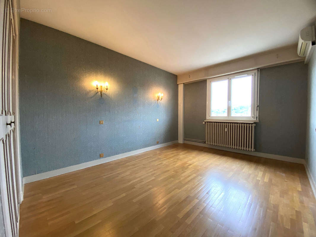 Appartement à LONS-LE-SAUNIER