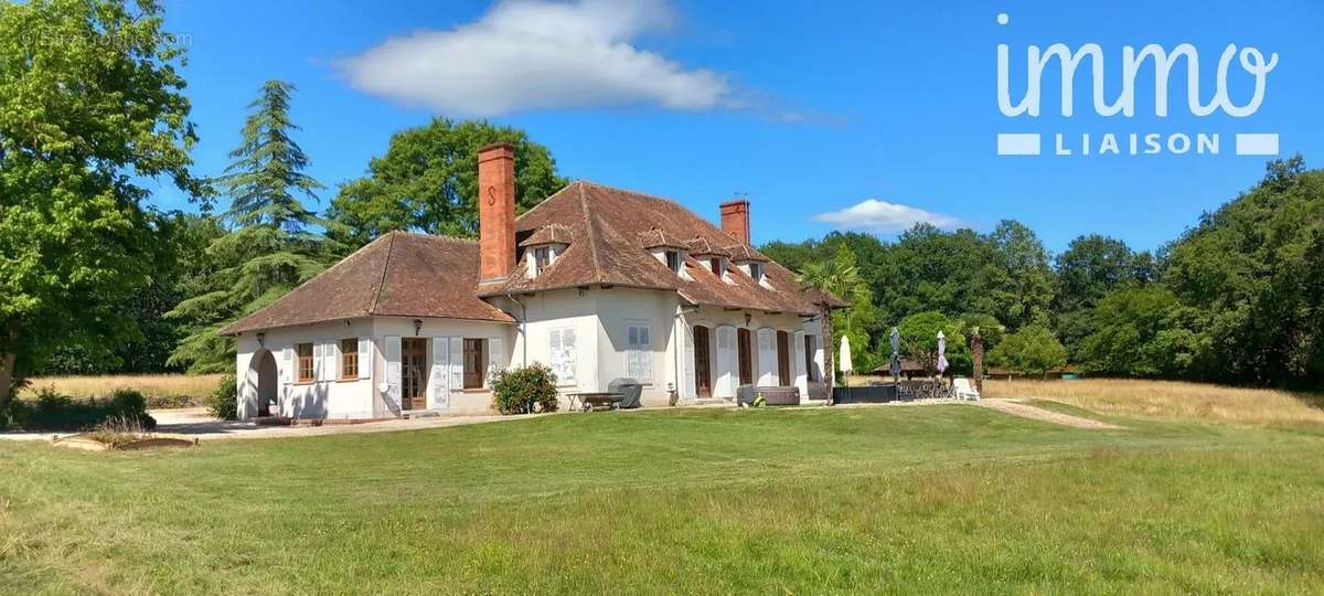 Maison à LA FERTE-SAINT-CYR