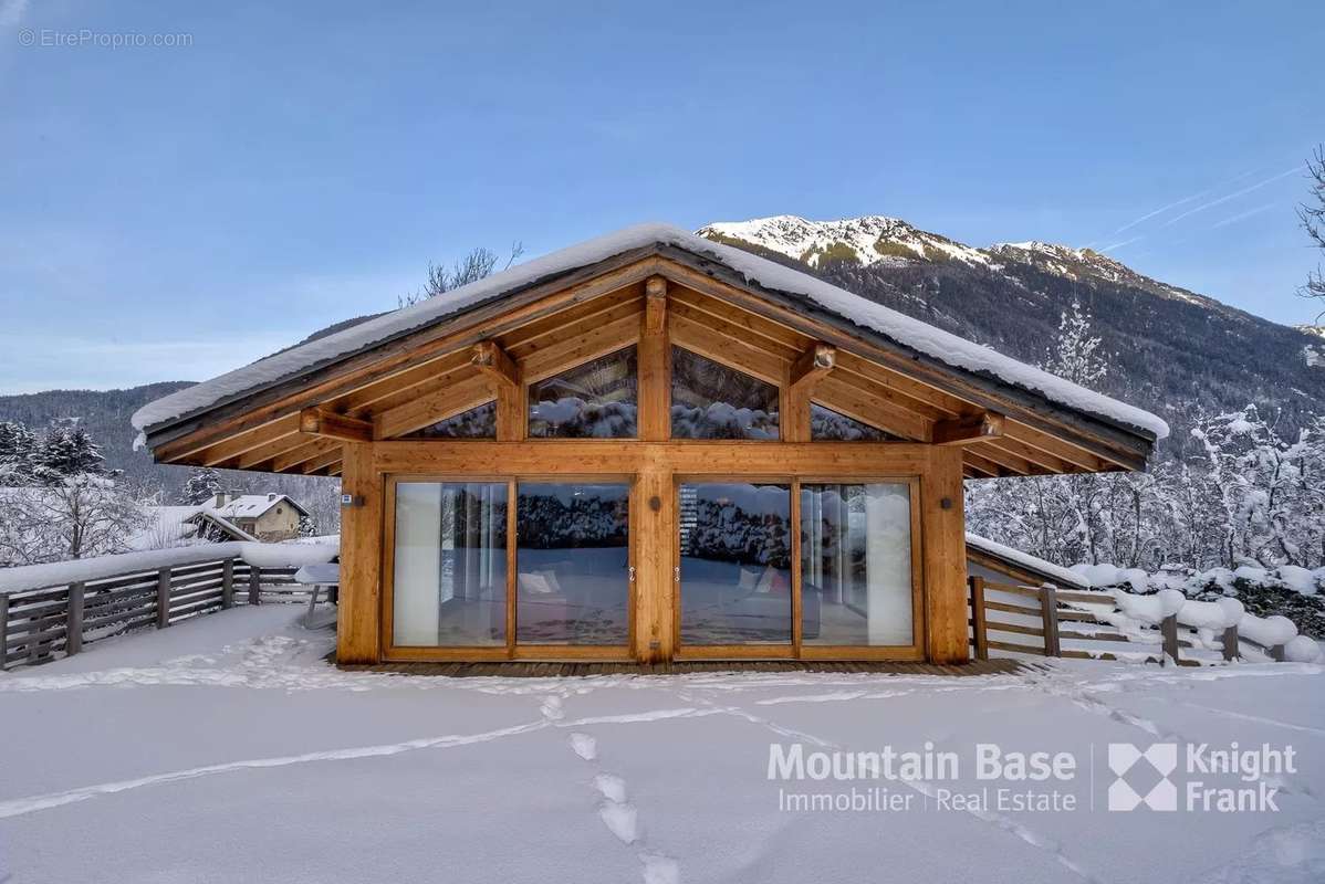 Maison à LES HOUCHES