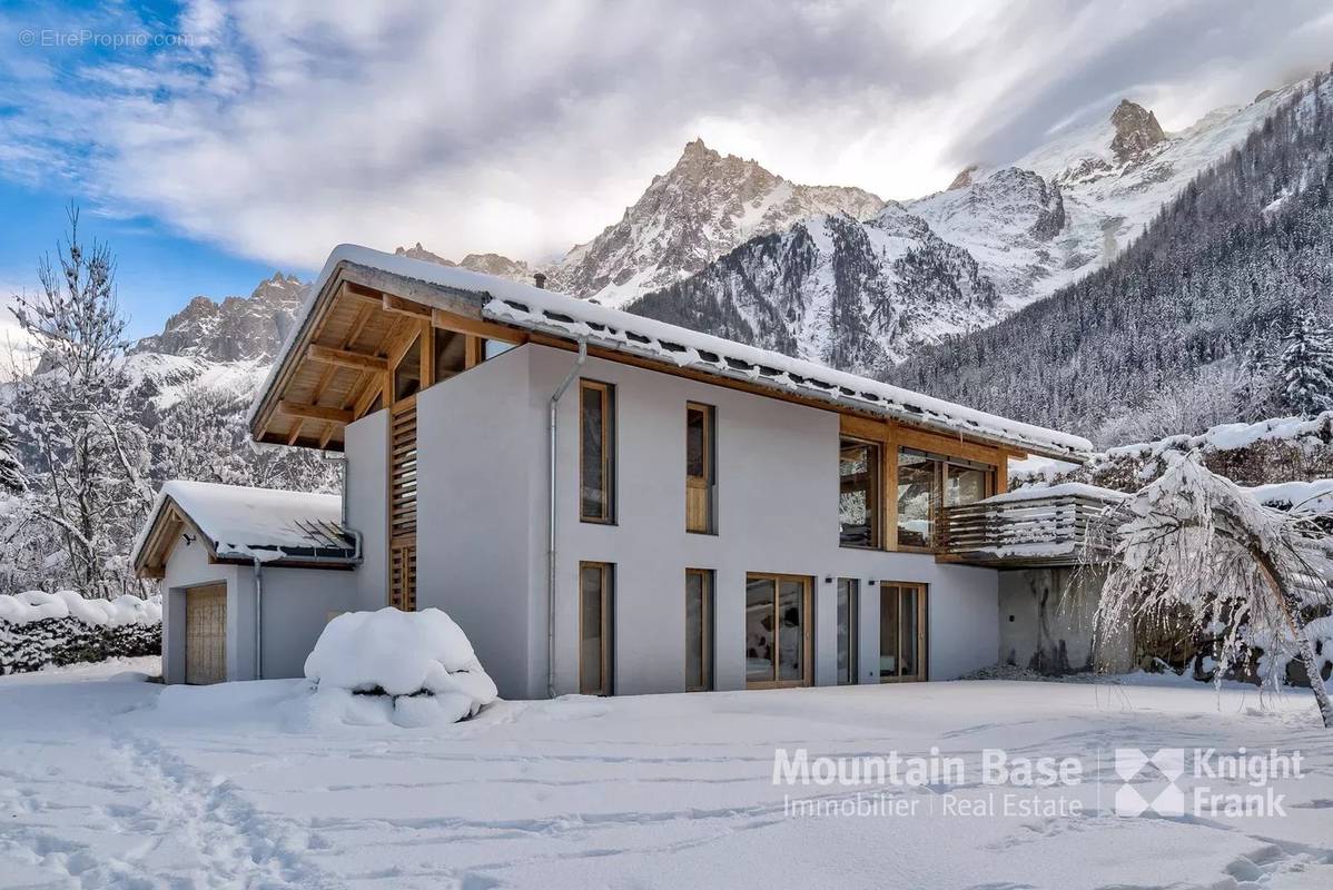 Maison à LES HOUCHES