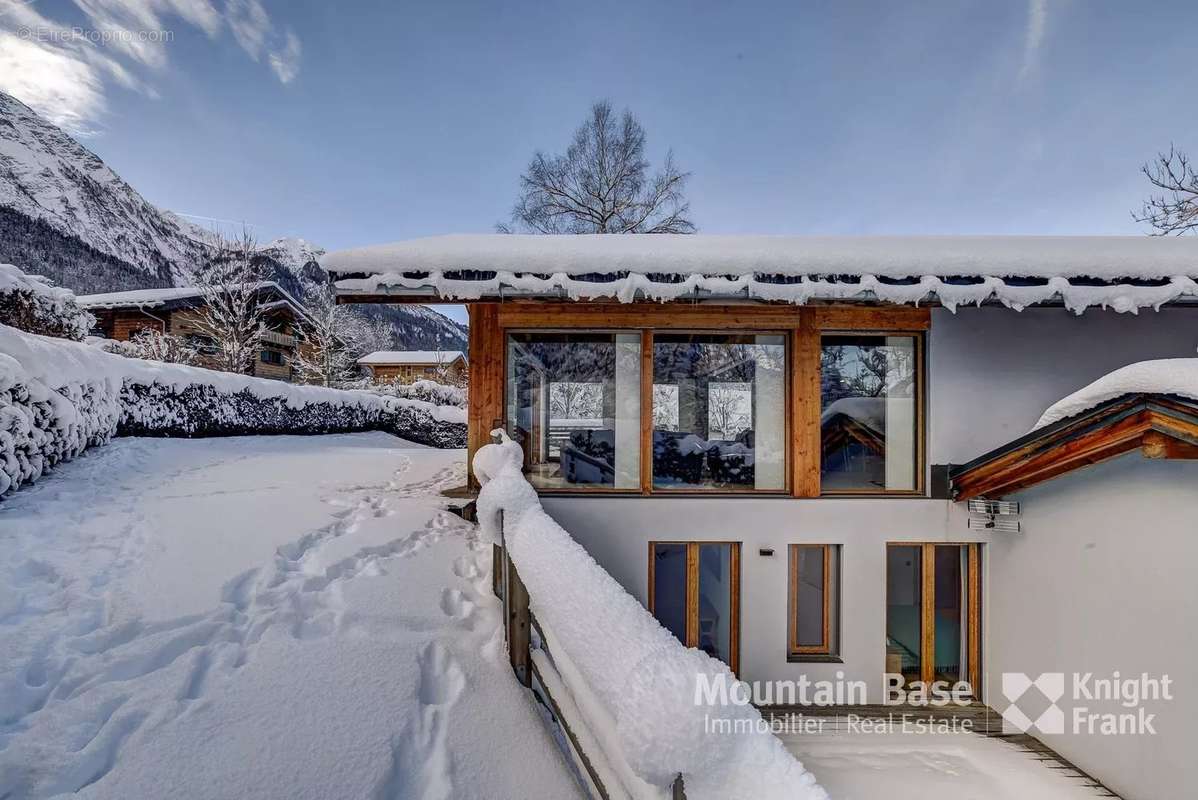 Maison à LES HOUCHES