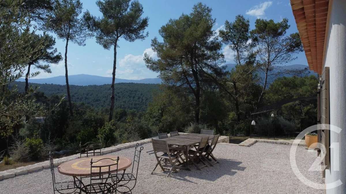 Maison à ROQUEFORT-LES-PINS