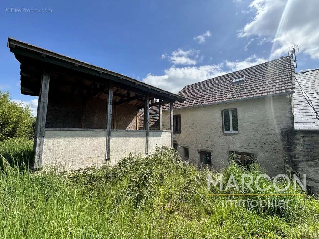 Maison à CHAMBORAND