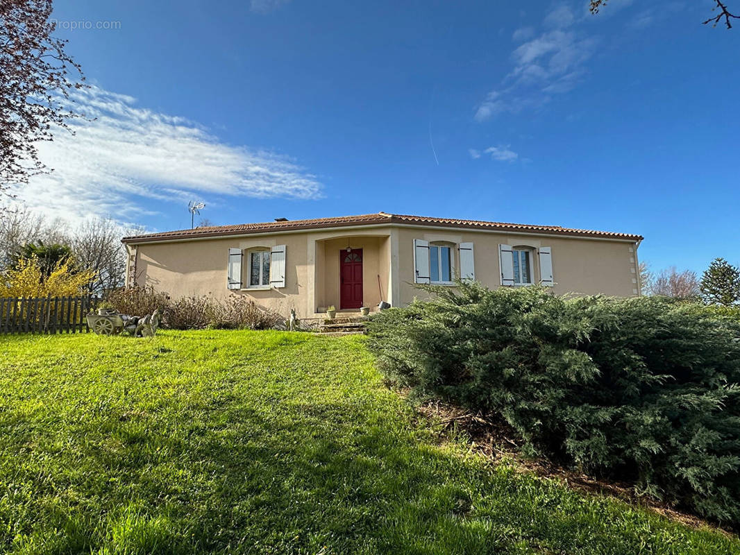 Maison à SAINT-SORNIN