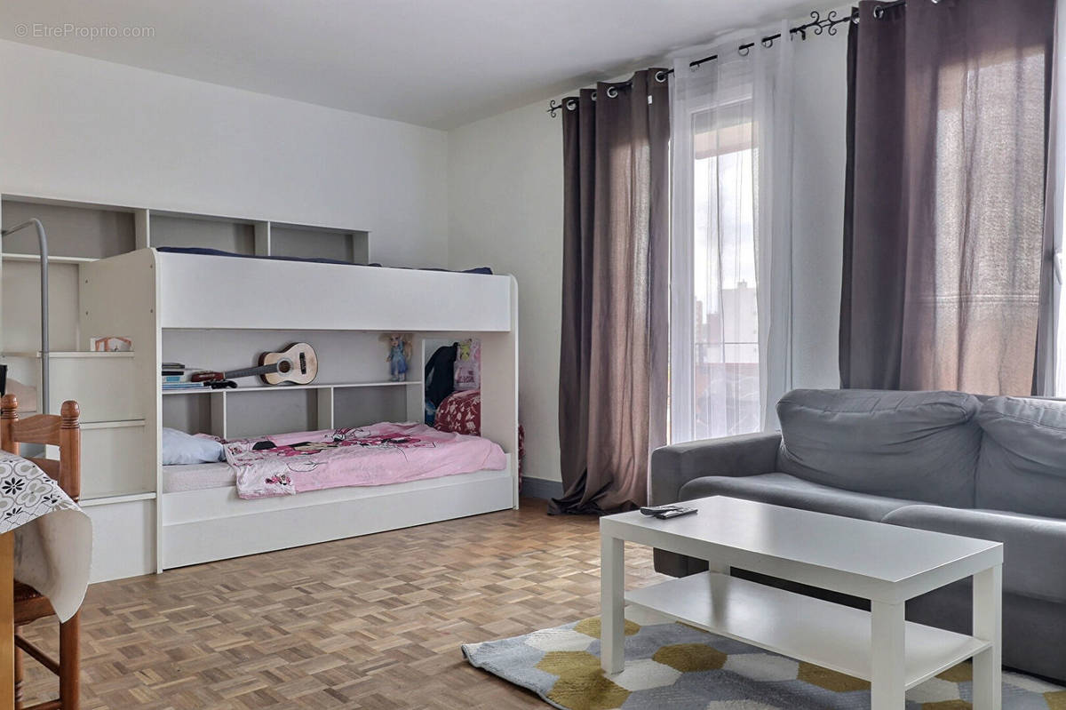 Appartement à EPINAY-SUR-SEINE