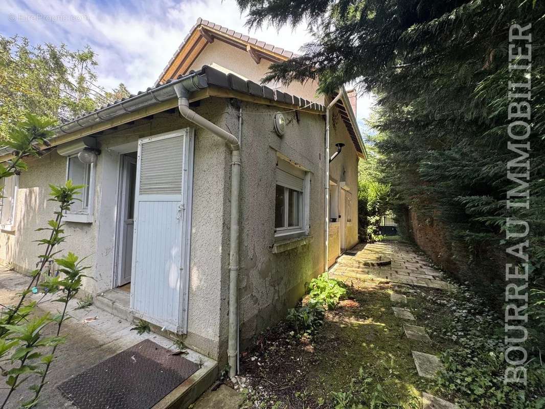 Maison à JOIGNY