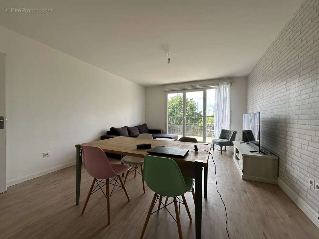 Appartement à ROSNY-SOUS-BOIS