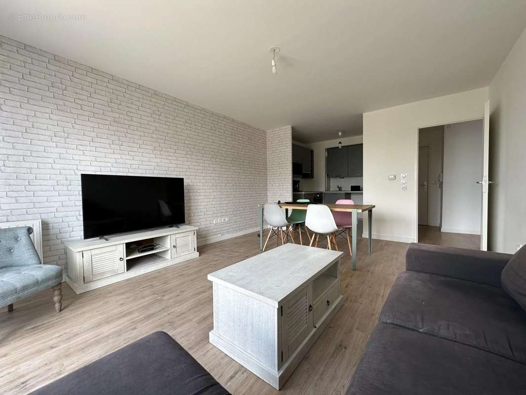 Appartement à ROSNY-SOUS-BOIS