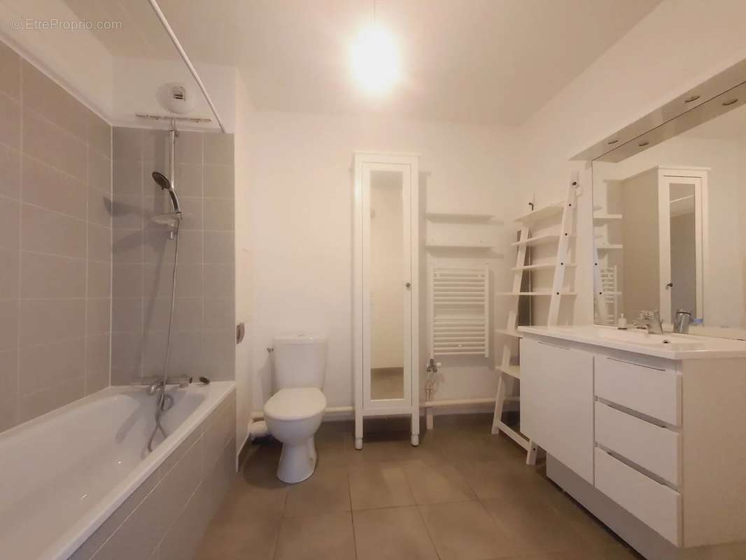 Appartement à ROSNY-SOUS-BOIS