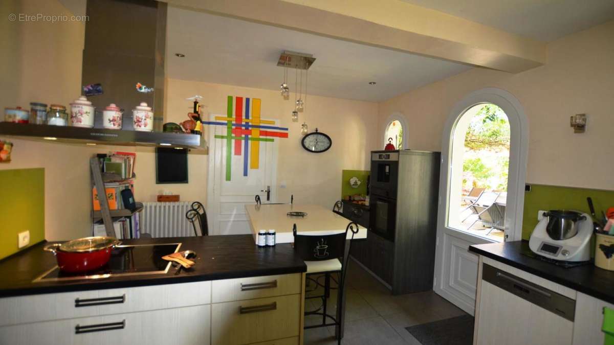 Cuisine - Kitchen 1-1 - Maison à EAUZE