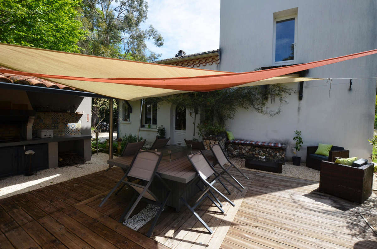 Terrasse cuisine - kitchen terrace - Maison à EAUZE