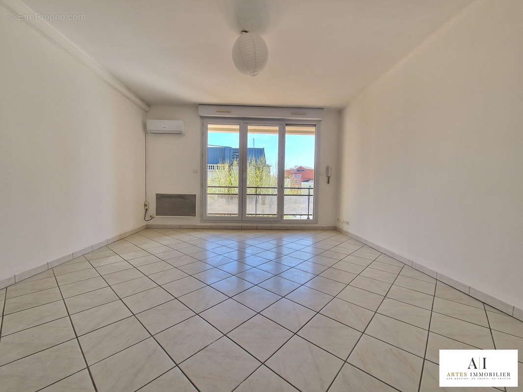 Appartement à MONTELIMAR