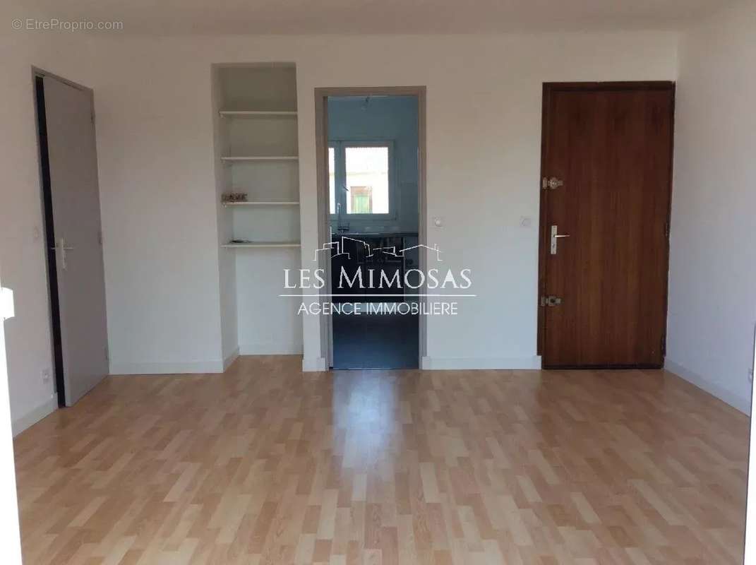 Appartement à FREJUS