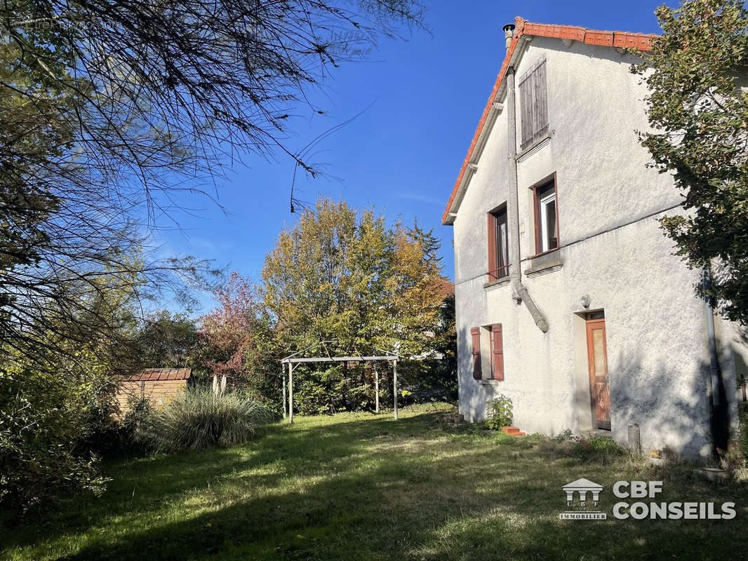 Maison à SAINT-POURCAIN-SUR-SIOULE