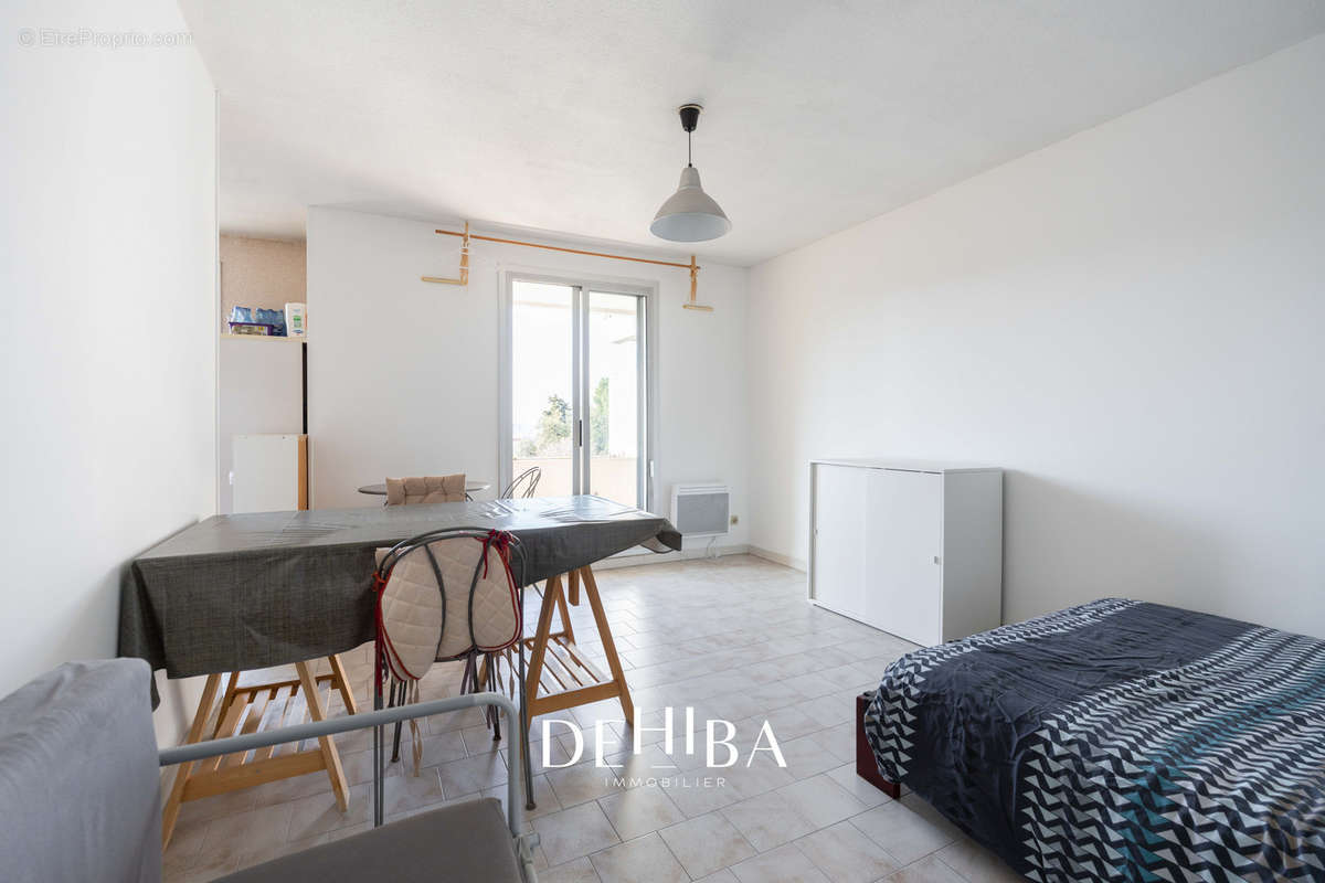 Appartement à MARSEILLE-9E