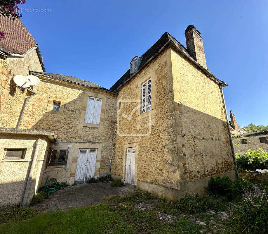 Maison à SARLAT-LA-CANEDA