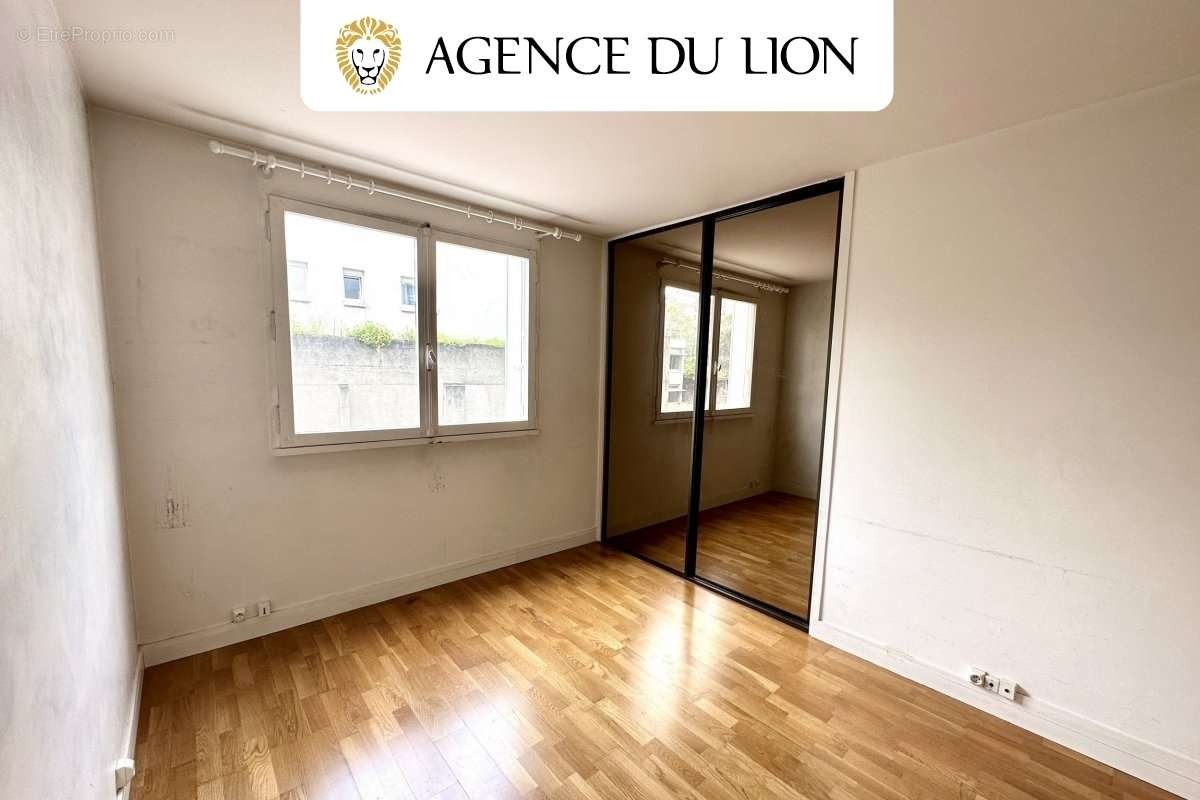 Appartement à PARIS-20E