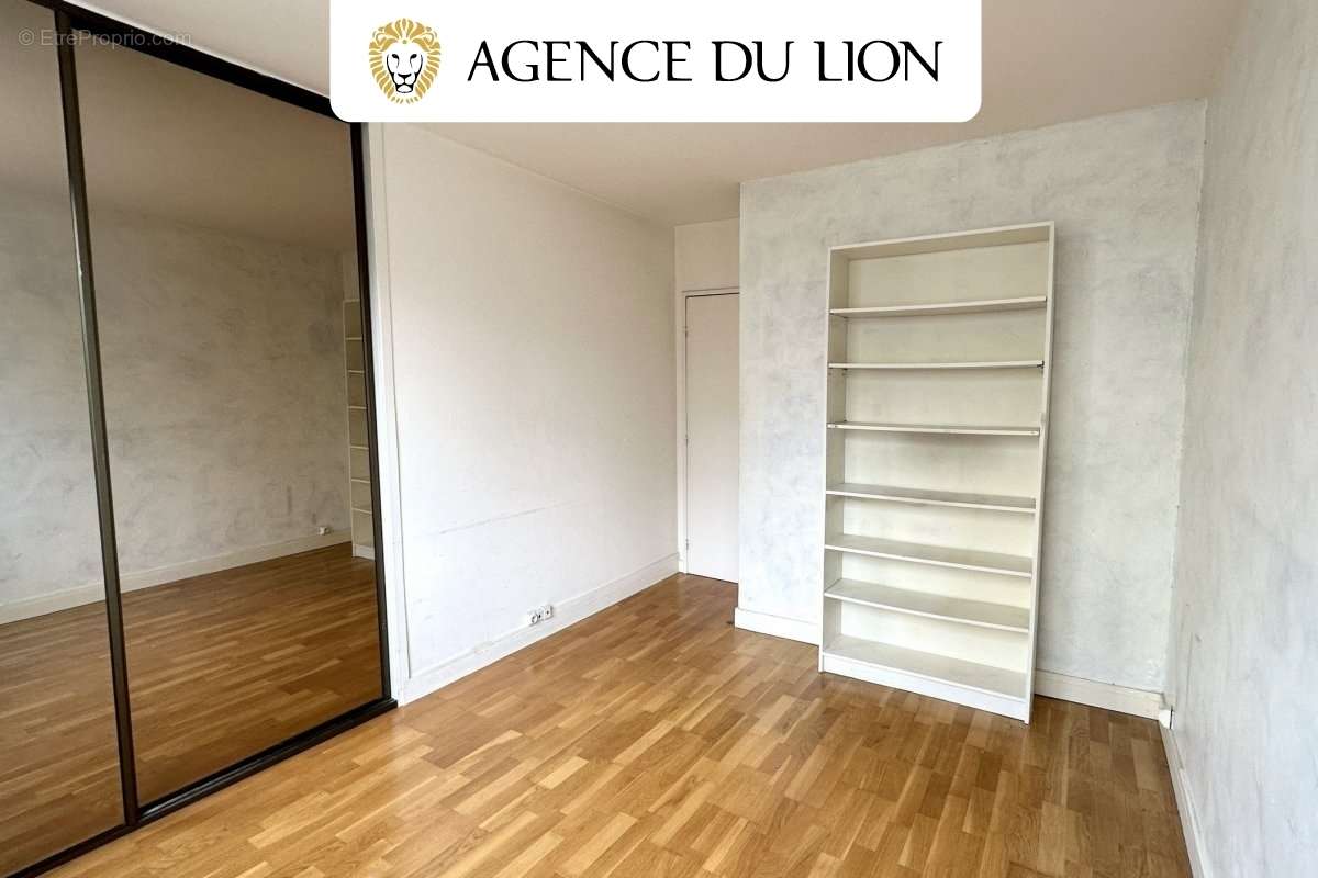 Appartement à PARIS-20E