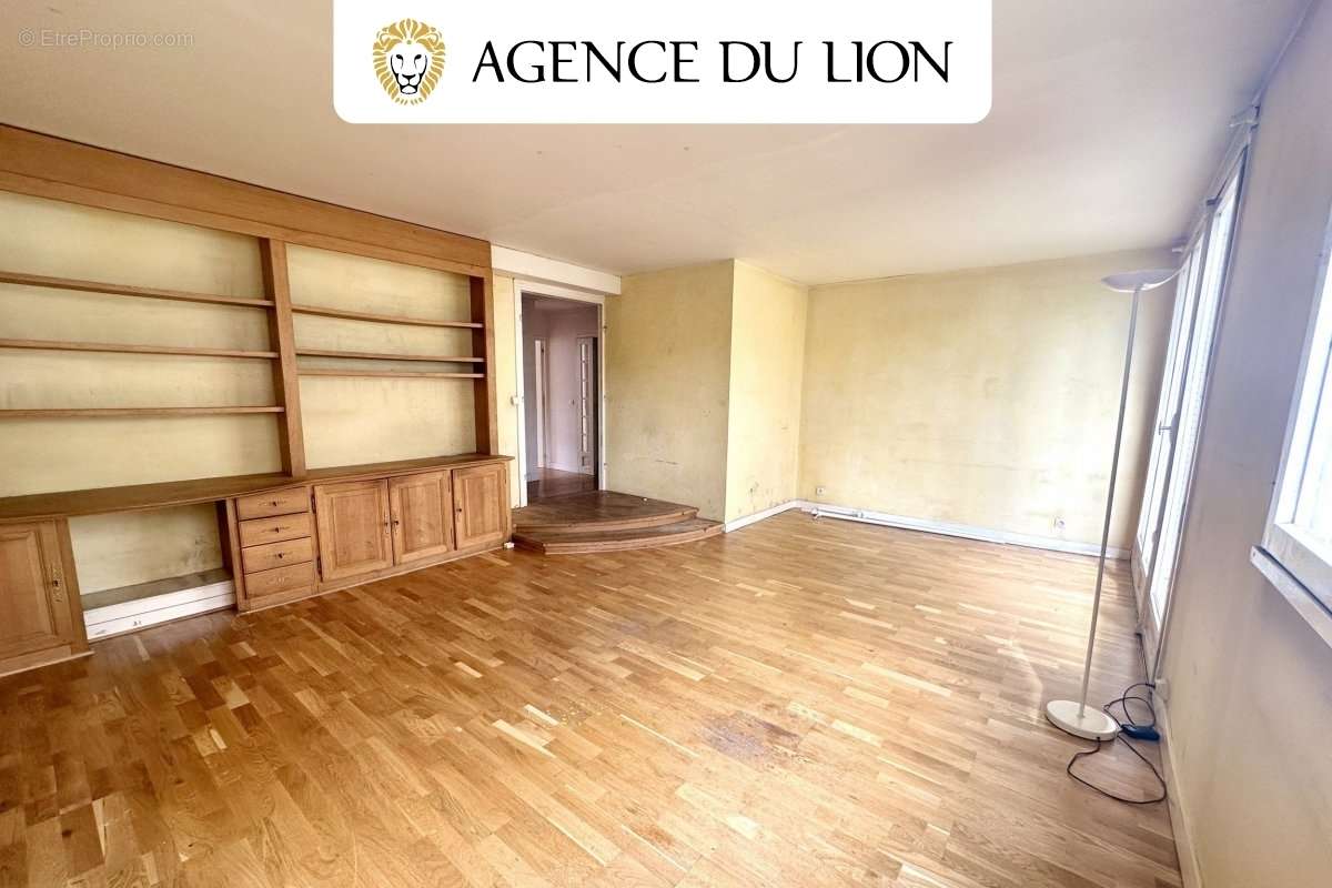 Appartement à PARIS-20E