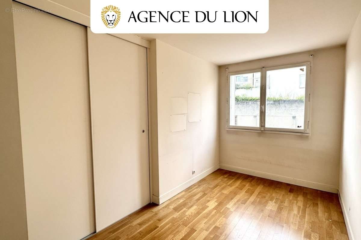 Appartement à PARIS-20E