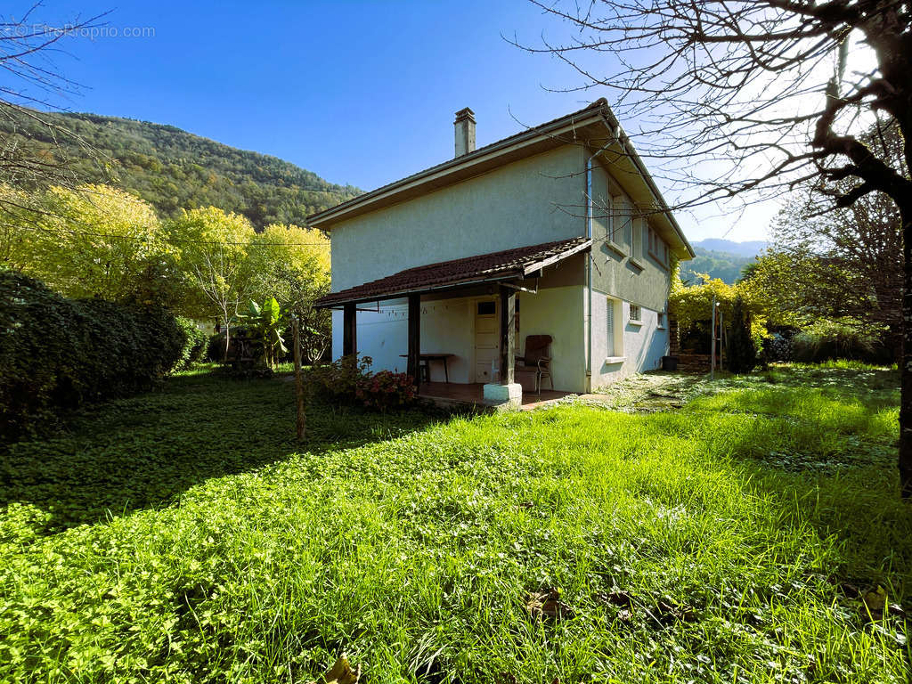 Maison à LE VERSOUD