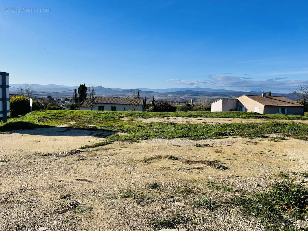 Terrain à BARJAC