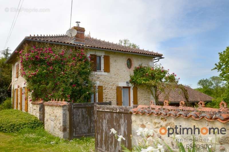 Maison à ROUMAZIERES-LOUBERT