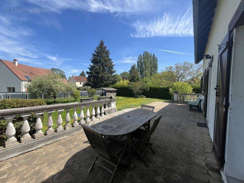 Maison à FAY-AUX-LOGES