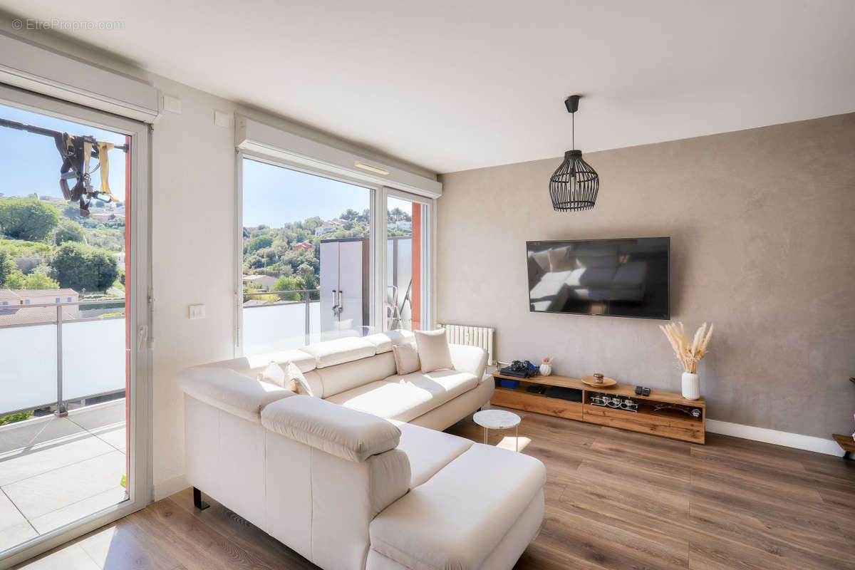 Appartement à CAGNES-SUR-MER