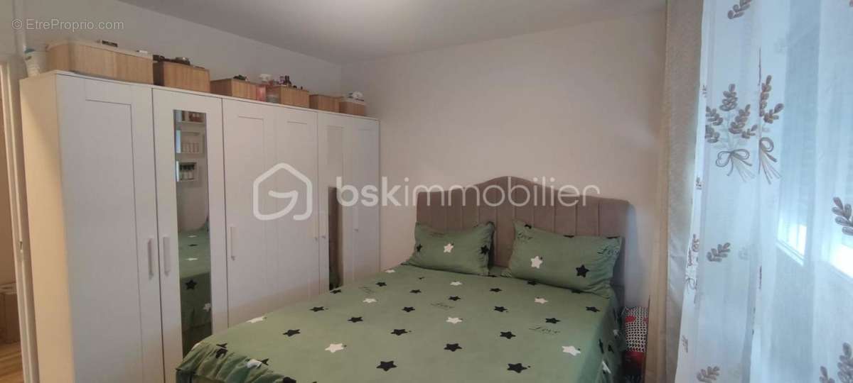 Appartement à CLICHY-SOUS-BOIS