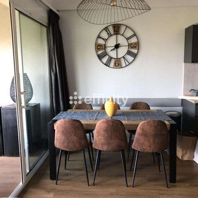 Appartement à GRIMAUD