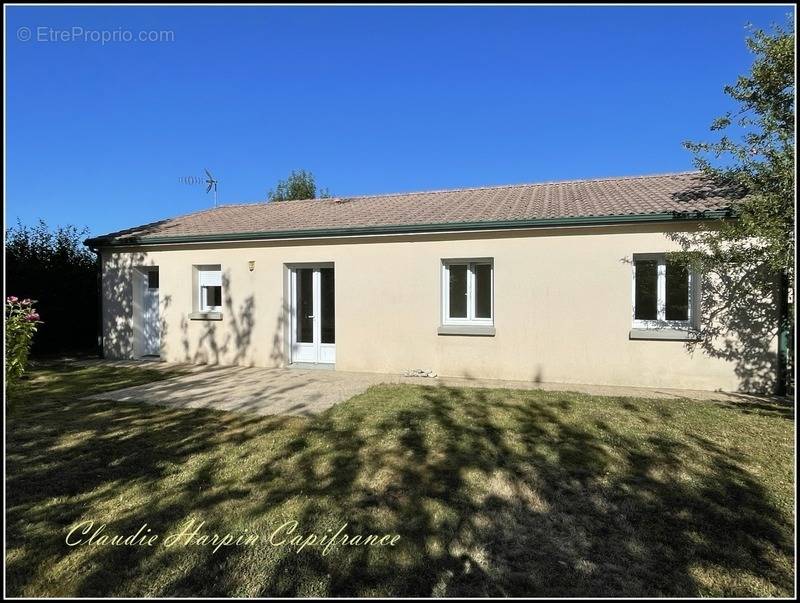 Maison à ALLONNE