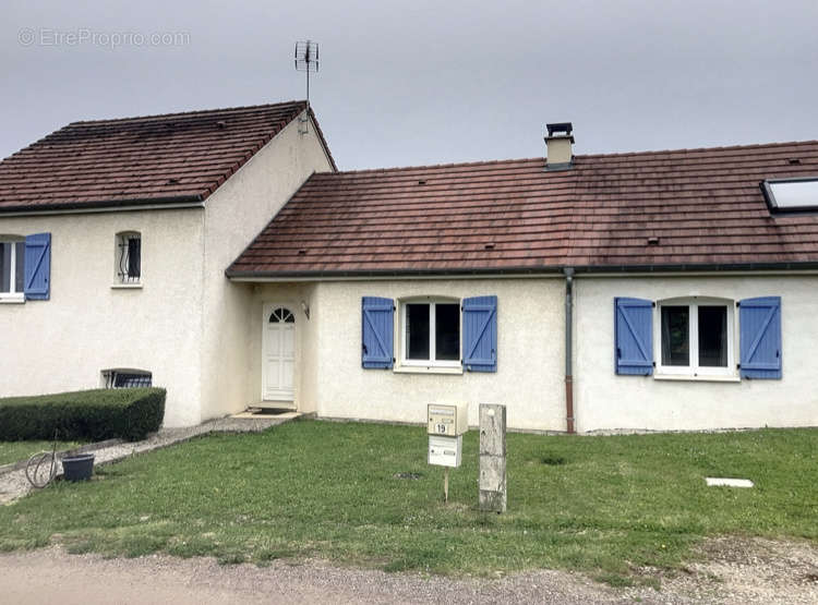 Maison à BOUZE-LES-BEAUNE