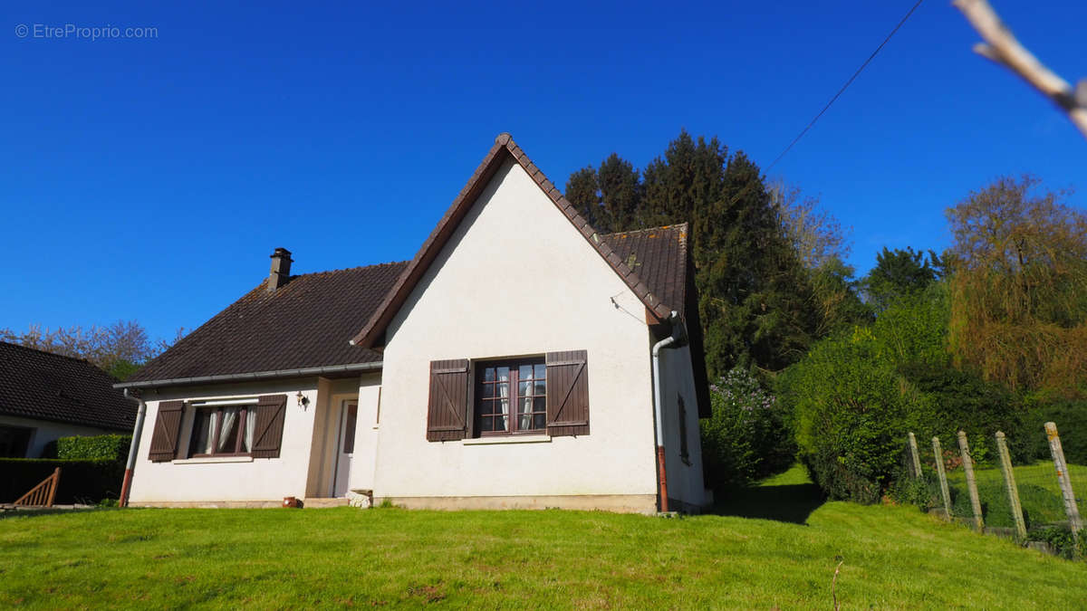 Maison à DOMART-EN-PONTHIEU