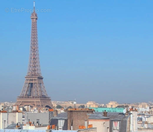 Appartement à PARIS-7E