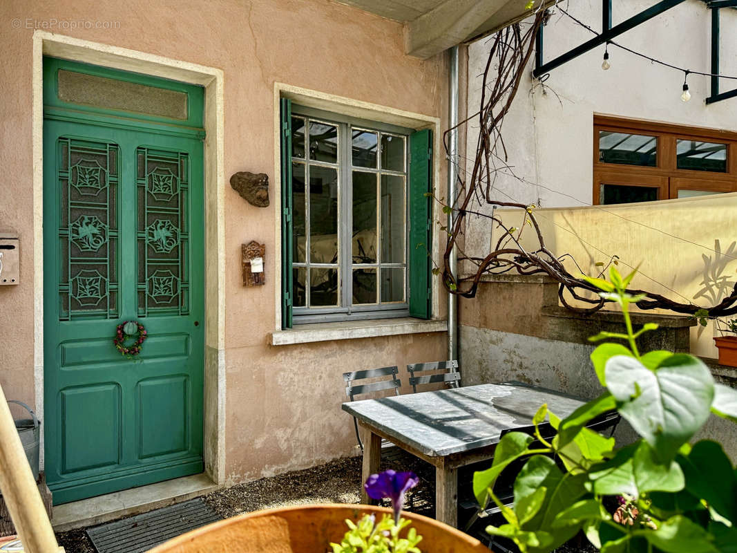 Maison à ANTRAIGUES-SUR-VOLANE