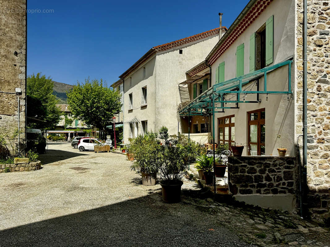 Maison à ANTRAIGUES-SUR-VOLANE