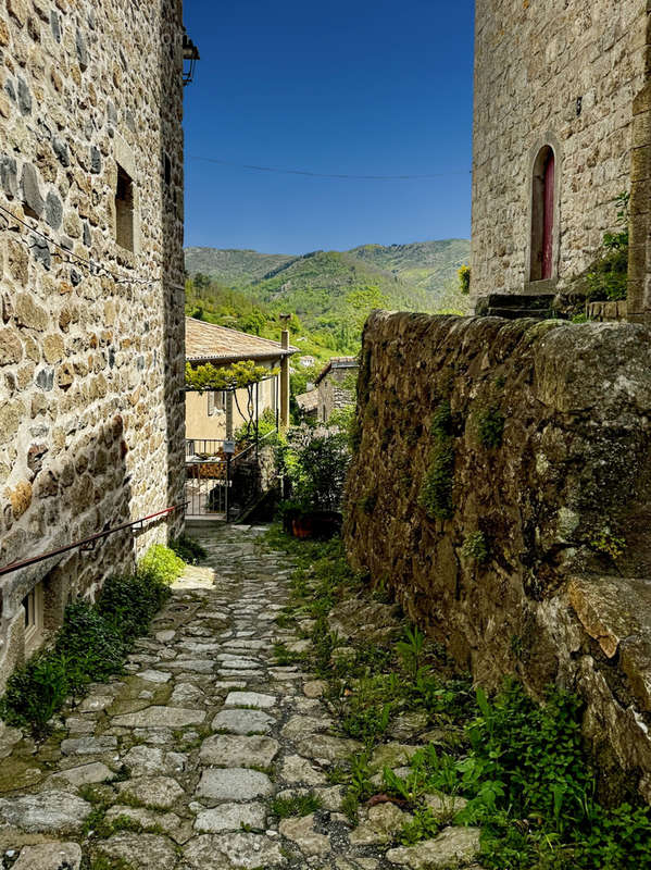 Maison à ANTRAIGUES-SUR-VOLANE