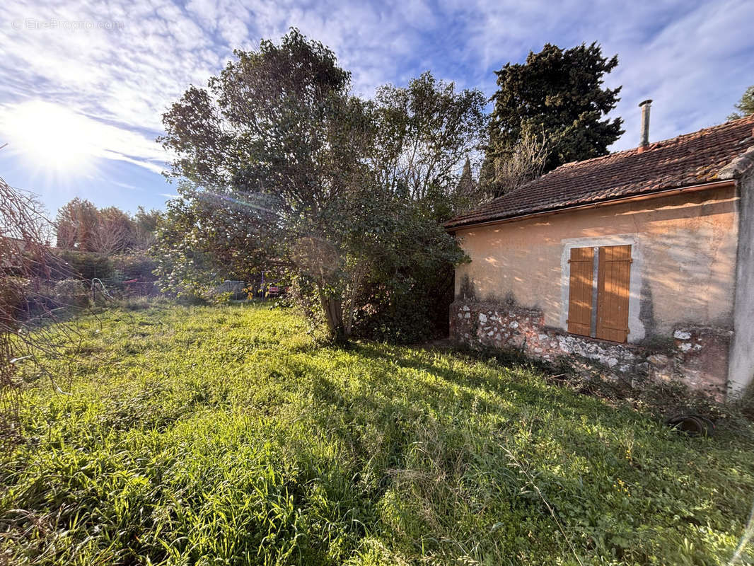 Terrain à MARSEILLE-13E