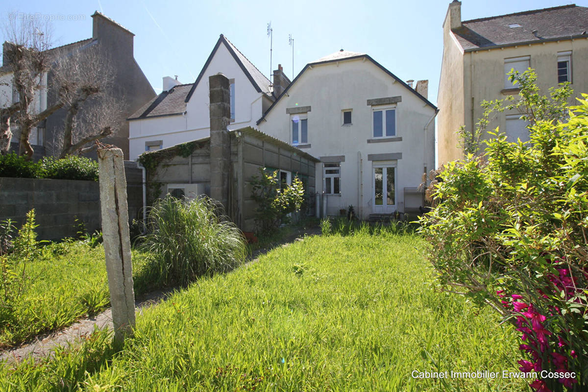 Maison à GUILVINEC