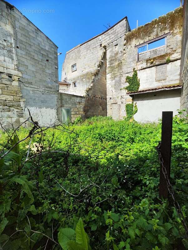 Terrain à LIBOURNE