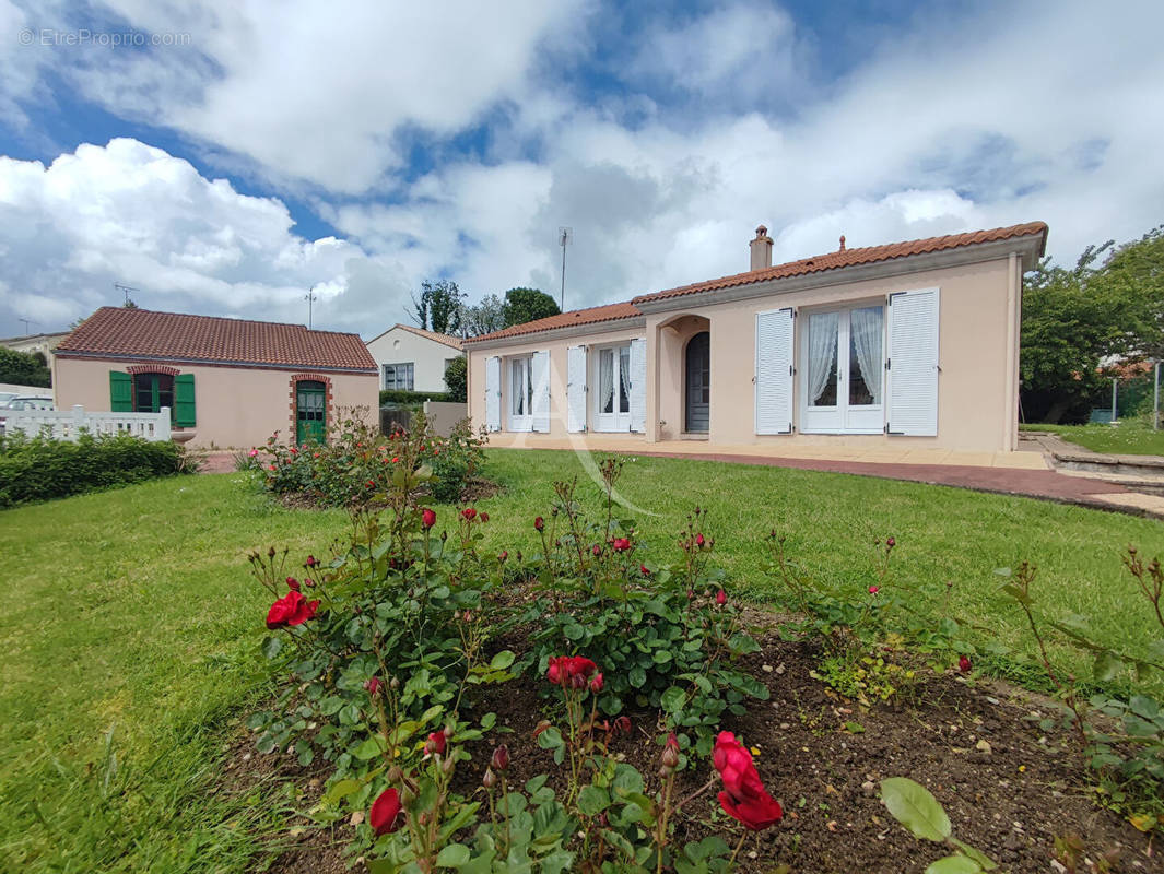 Maison à LE POIRE-SUR-VIE