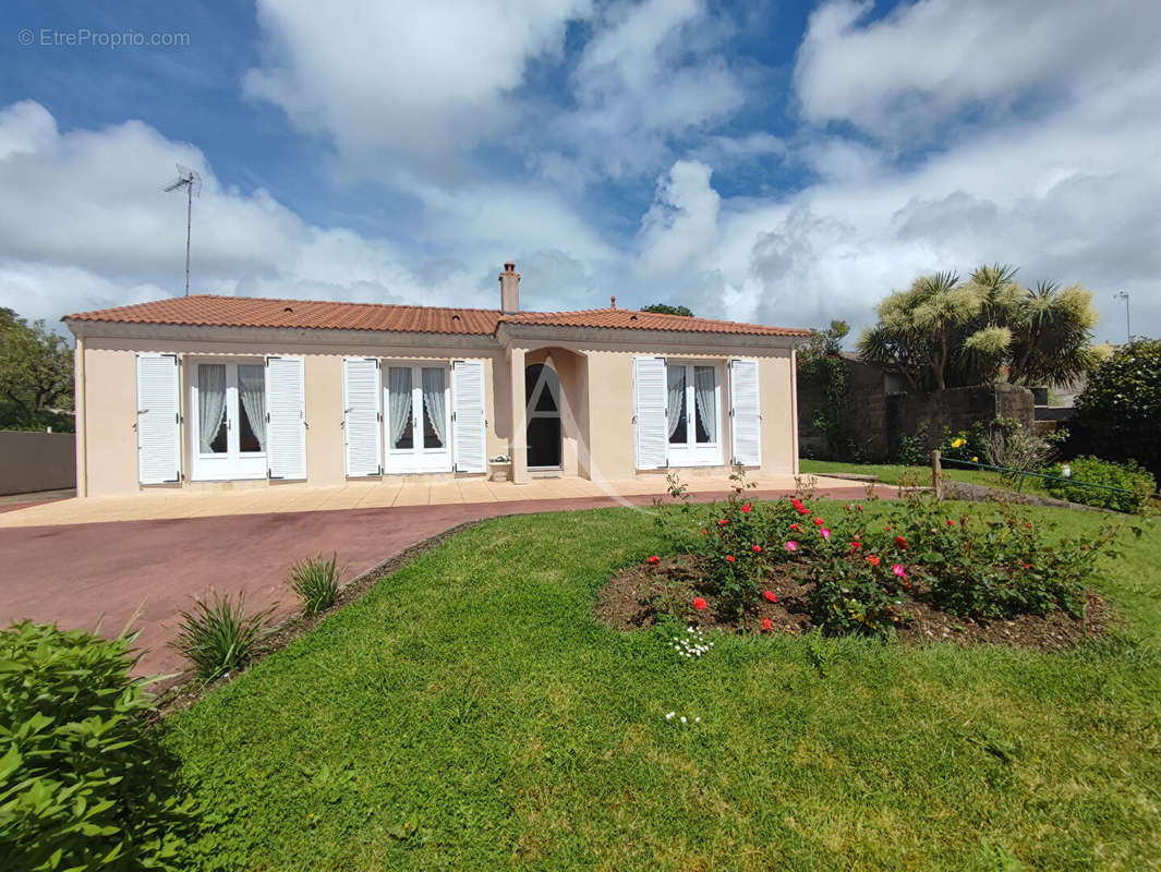 Maison à LE POIRE-SUR-VIE