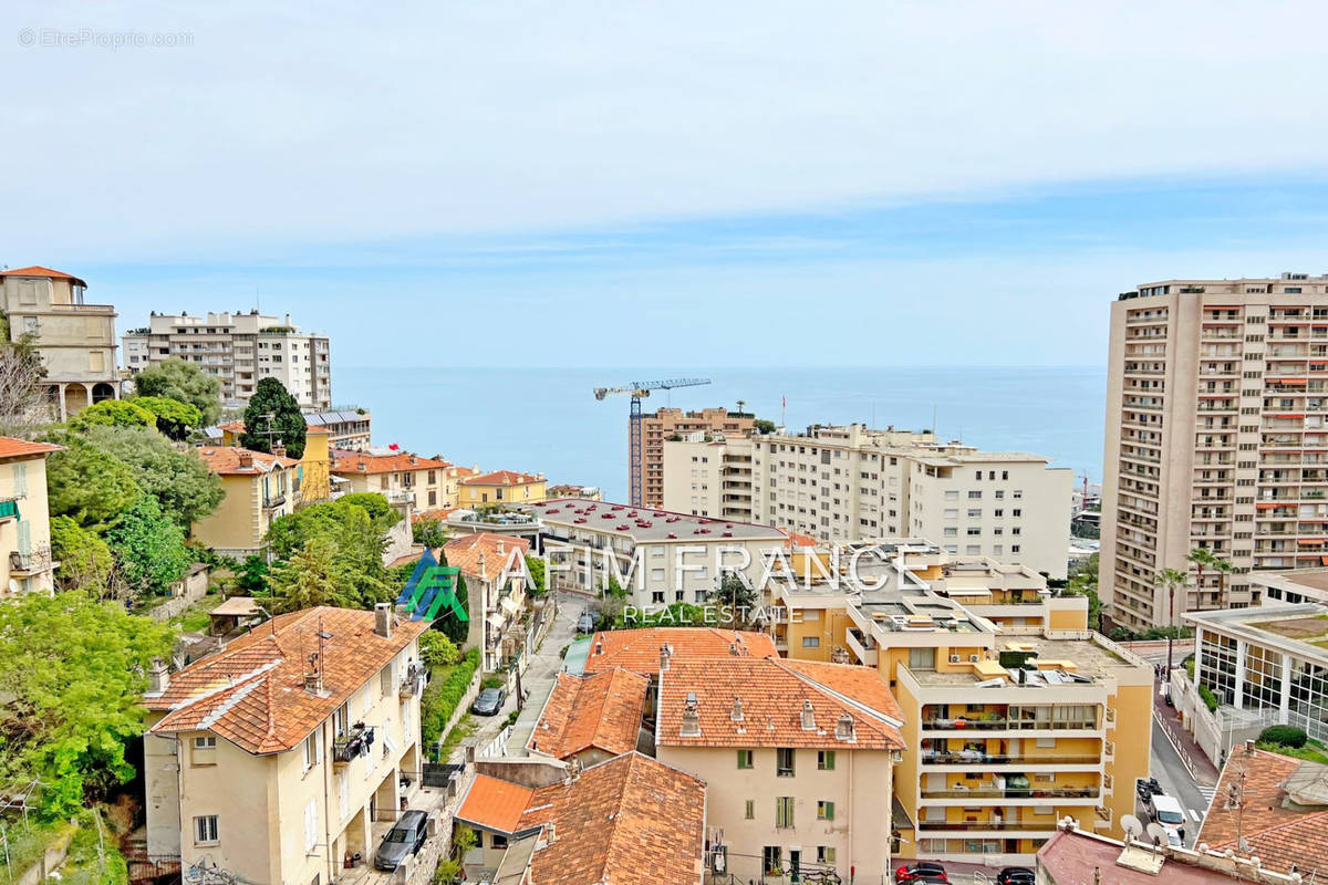 Appartement à BEAUSOLEIL