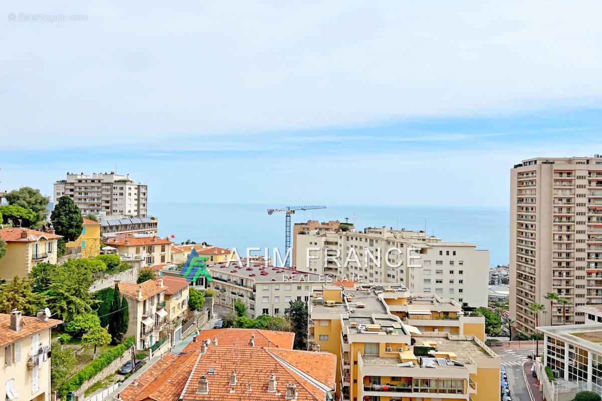 Appartement à BEAUSOLEIL