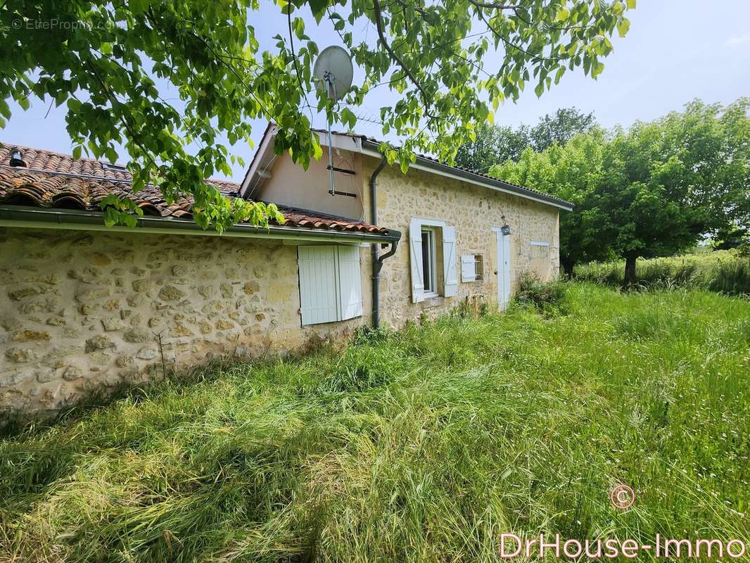 Maison à YVRAC