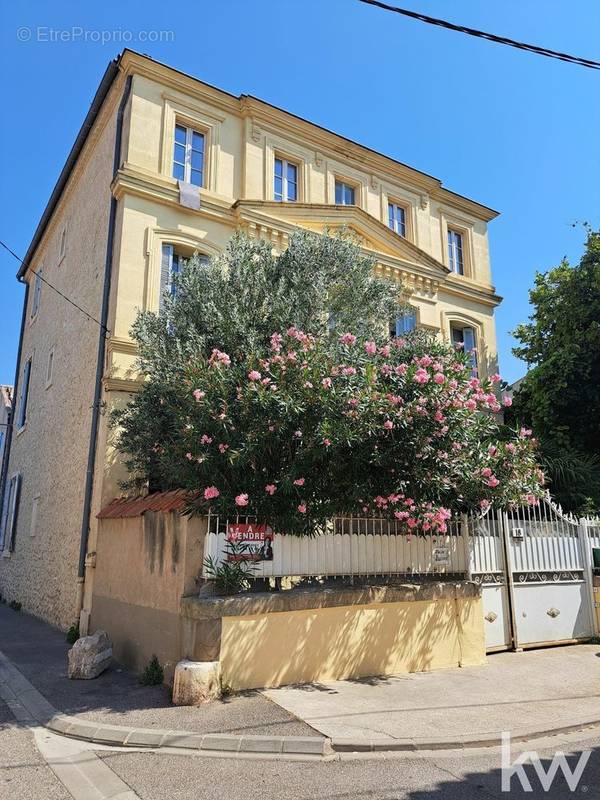 Maison à CUXAC-D&#039;AUDE