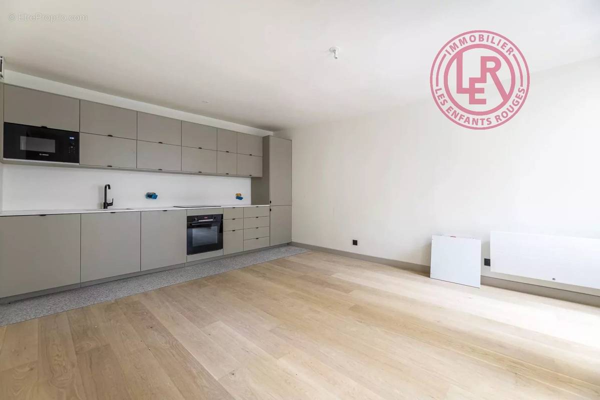 Appartement à PARIS-4E